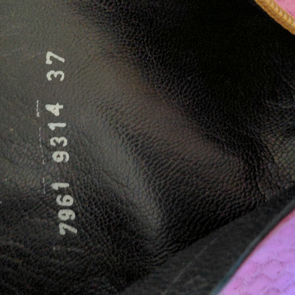 Pink suede stilletto boots. - Picture 5 of 5